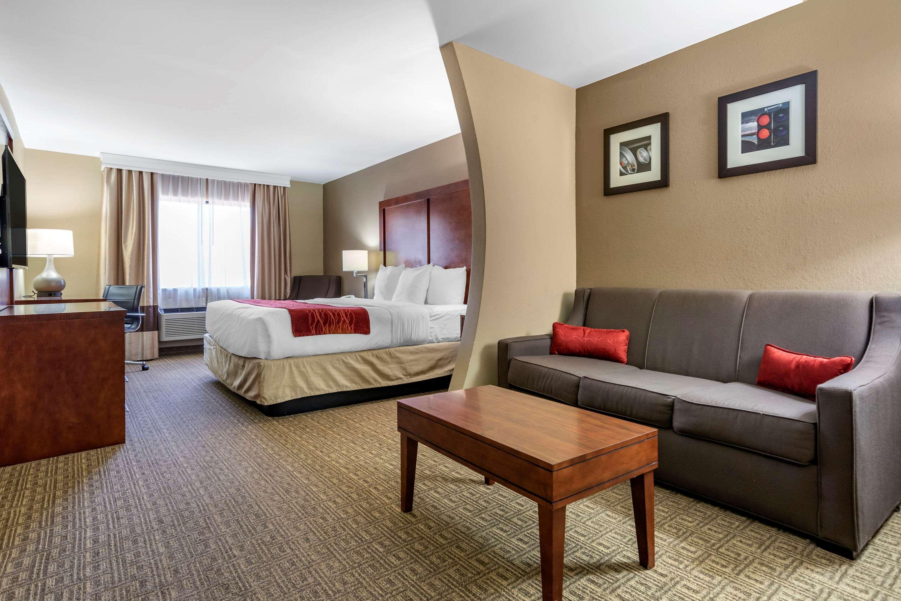 Comfort Inn & Suites Leeds I-20 Zewnętrze zdjęcie