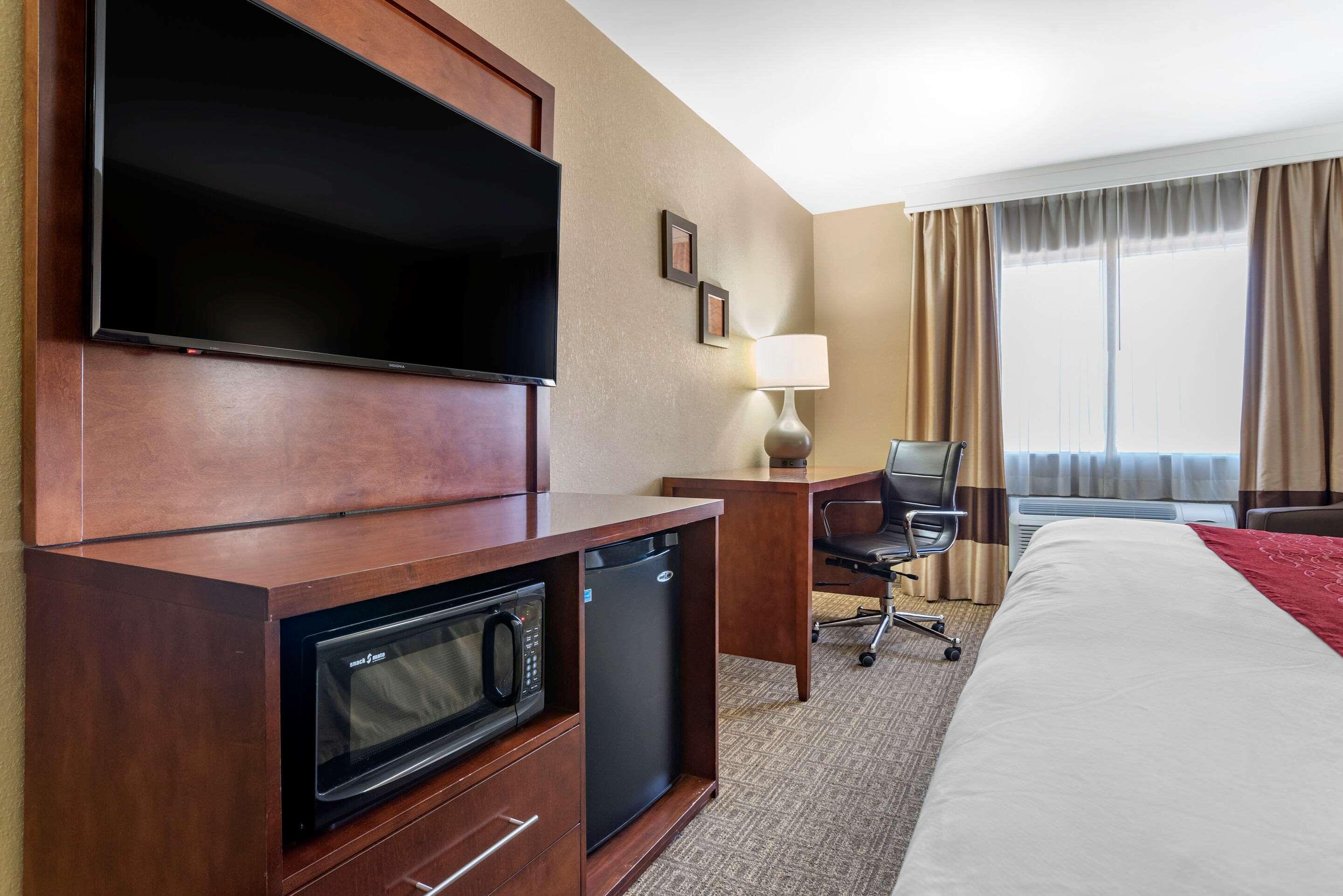 Comfort Inn & Suites Leeds I-20 Zewnętrze zdjęcie