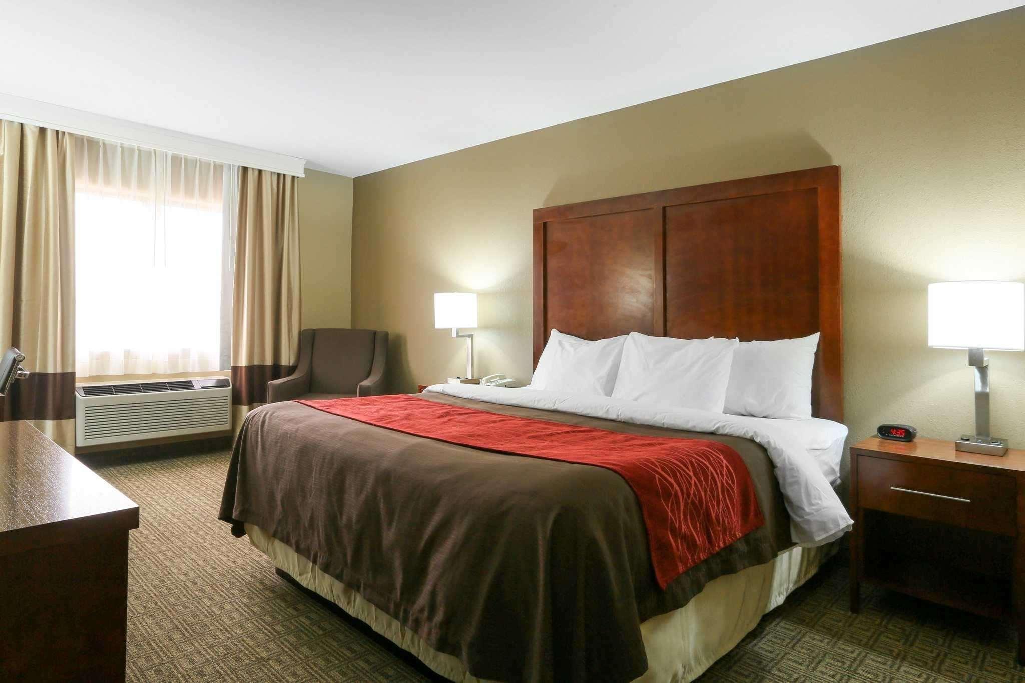Comfort Inn & Suites Leeds I-20 Zewnętrze zdjęcie