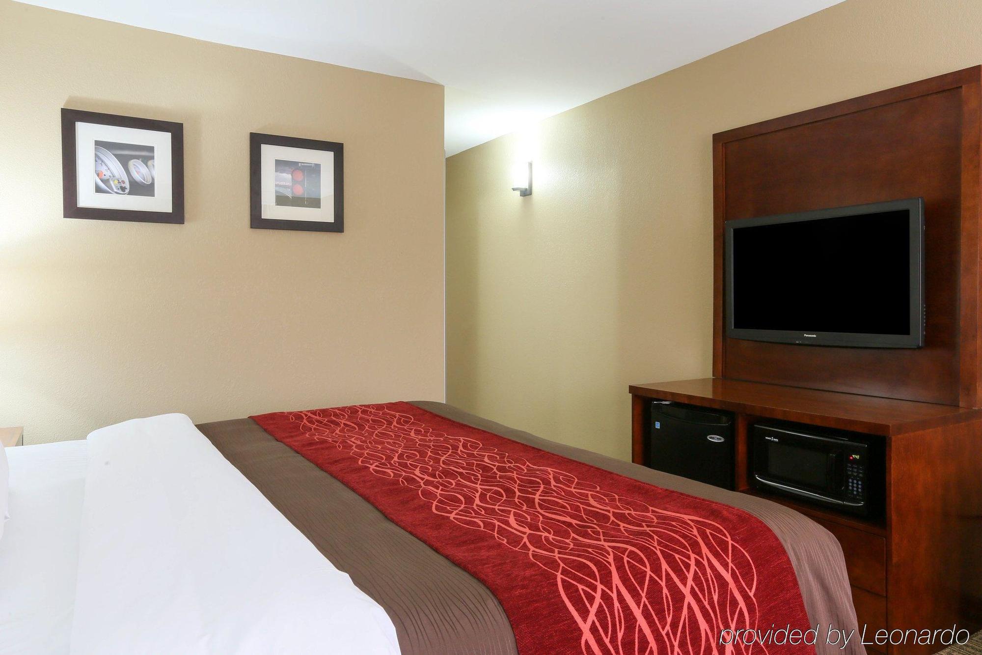 Comfort Inn & Suites Leeds I-20 Zewnętrze zdjęcie