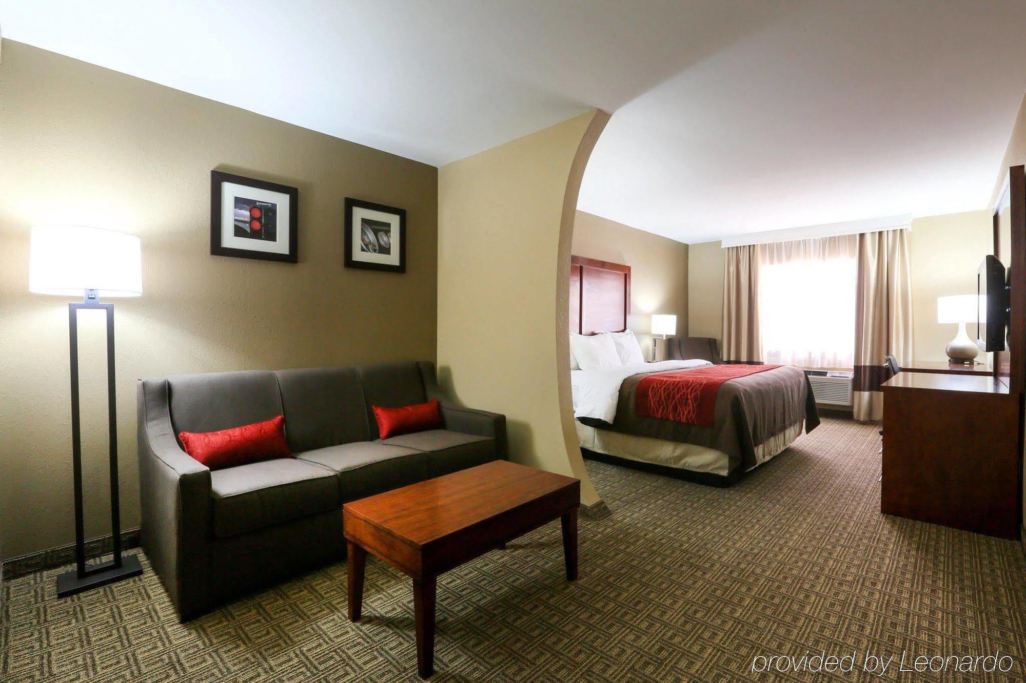 Comfort Inn & Suites Leeds I-20 Zewnętrze zdjęcie